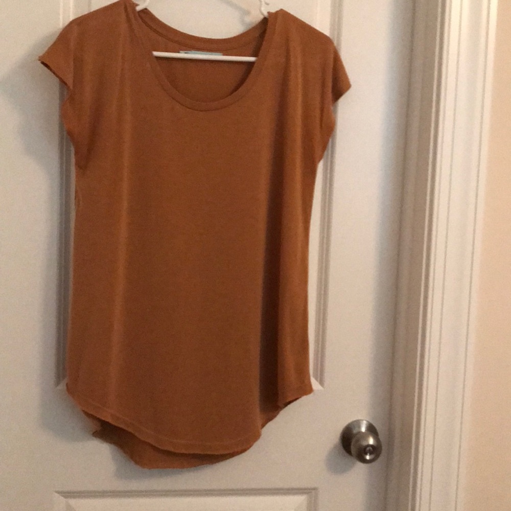 Mustard top